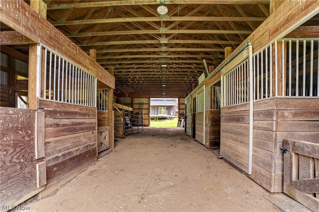 9509 Shaw Road, Spencer, OH 44275