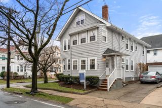 72 Fairview Ave 72, Belmont, MA 02478
