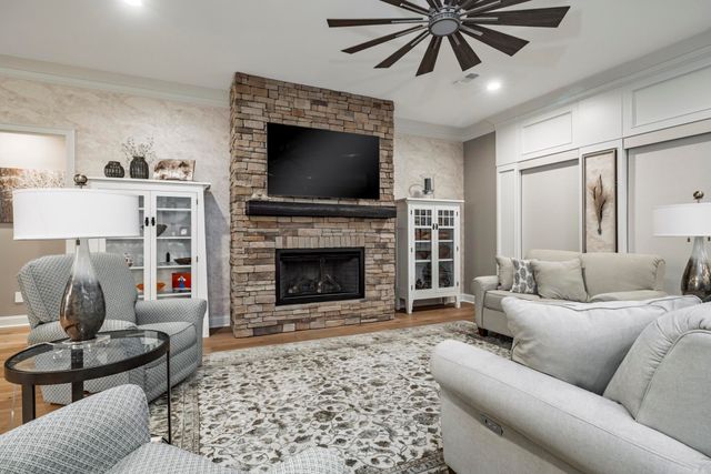 20 Siega Lane, Hot Springs Village, AR 71909