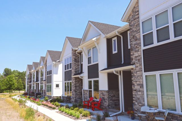 2438 Blossom Circle N, Long Lake, MN 55356