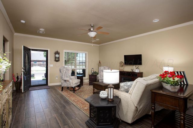 6317 MOSLEY, Amarillo, TX 79119