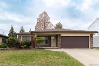 575 Rosemary Street, Dearborn Heights, MI 48127