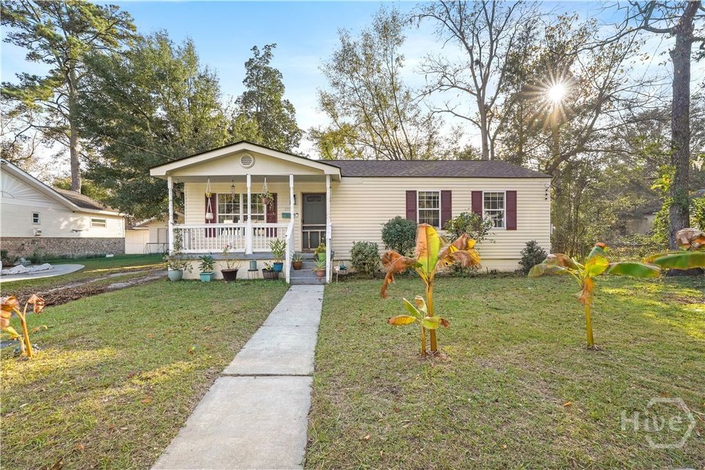 2151 Mississippi Avenue, Savannah, GA 31404