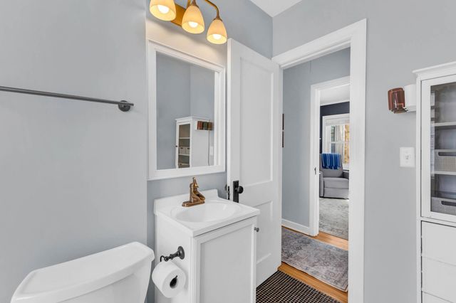 1160 James Avenue, Saint Paul, MN 55105