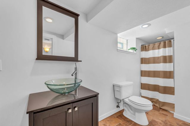 1160 James Avenue, Saint Paul, MN 55105