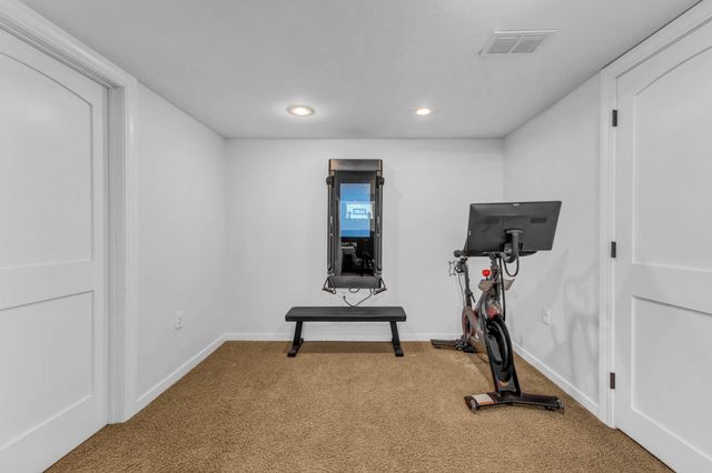 1160 James Avenue, Saint Paul, MN 55105