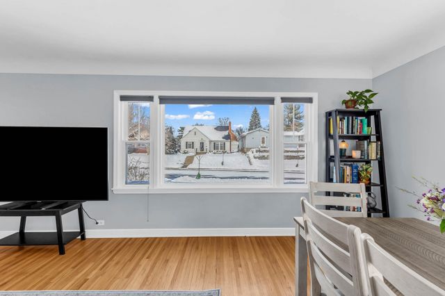 1160 James Avenue, Saint Paul, MN 55105