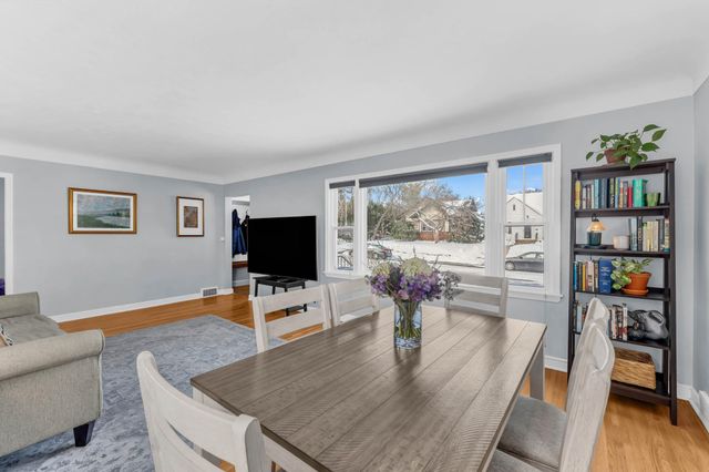 1160 James Avenue, Saint Paul, MN 55105