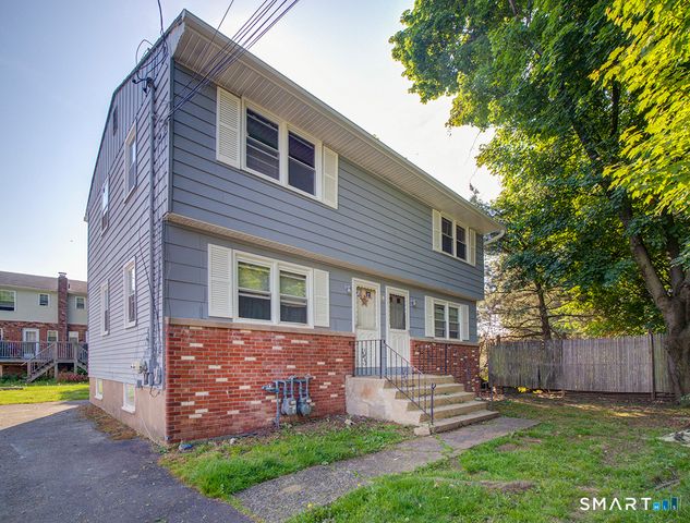 38 Mettler Street, Woodbridge, CT 06525