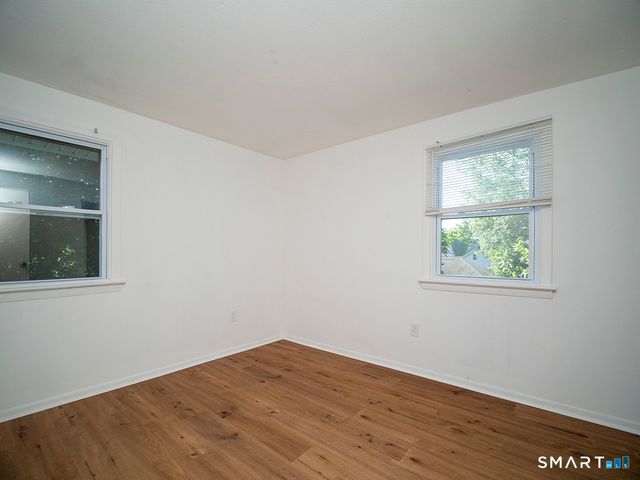 38 Mettler Street, Woodbridge, CT 06525