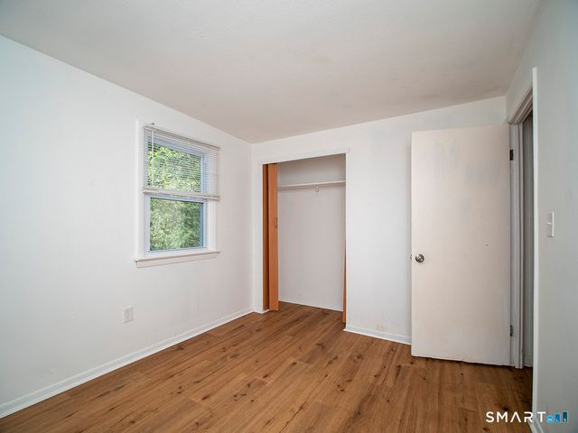 38 Mettler Street, Woodbridge, CT 06525