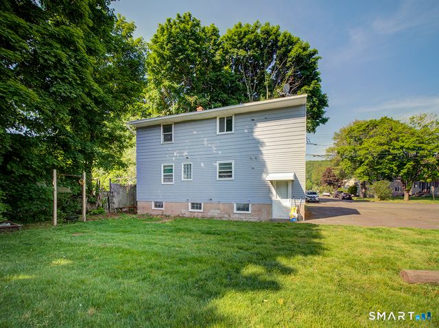 38 Mettler Street, Woodbridge, CT 06525