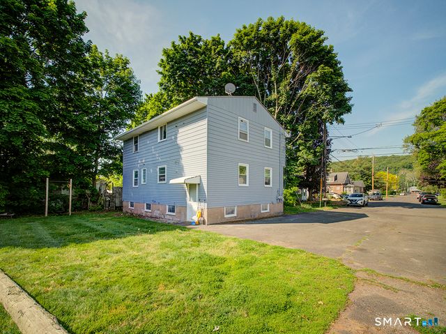38 Mettler Street, Woodbridge, CT 06525