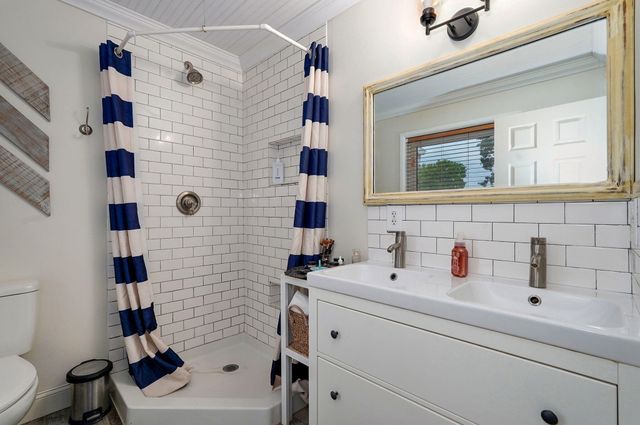 339 S Cedarbrook, Monett, MO 65708