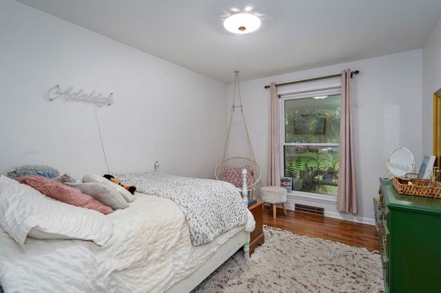 339 S Cedarbrook, Monett, MO 65708