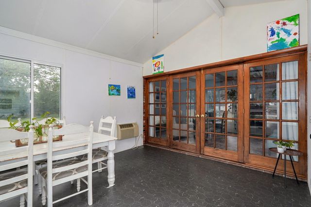 339 S Cedarbrook, Monett, MO 65708