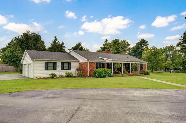 339 S Cedarbrook, Monett, MO 65708