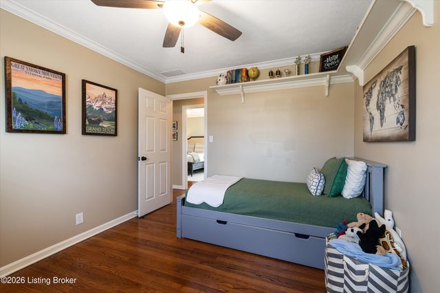 9820 Tiverton Way, Louisville, KY 40242