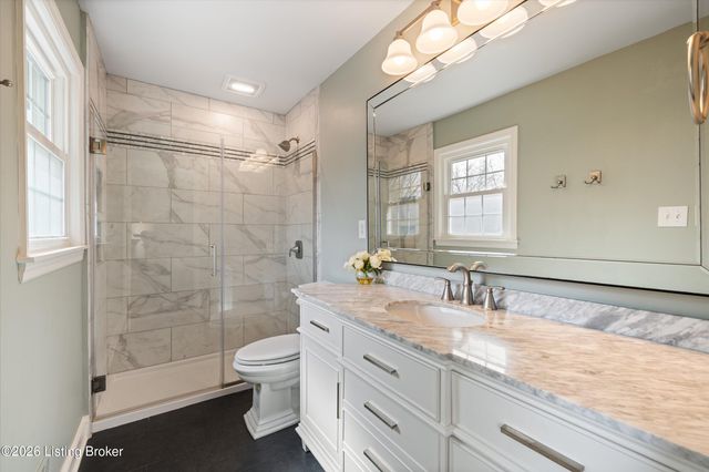 9820 Tiverton Way, Louisville, KY 40242