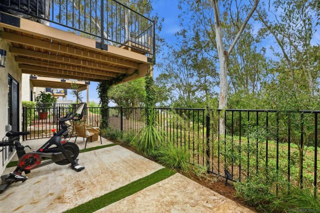 6540 Corte Valdez, Carlsbad, CA 92009