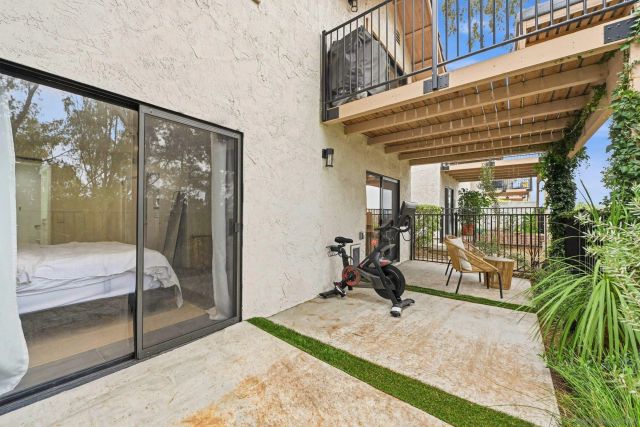 6540 Corte Valdez, Carlsbad, CA 92009
