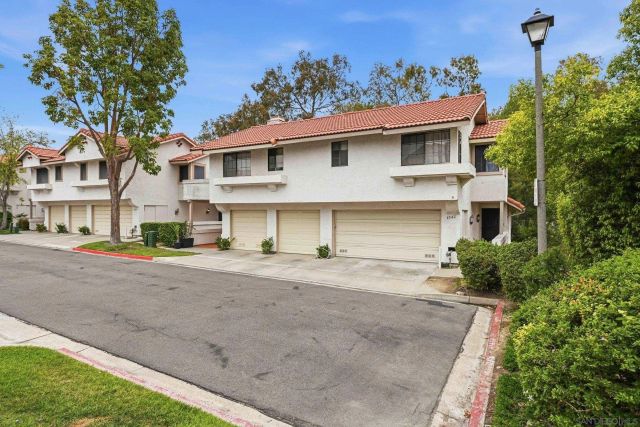 6540 Corte Valdez, Carlsbad, CA 92009