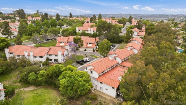 6540 Corte Valdez, Carlsbad, CA 92009