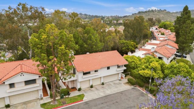 6540 Corte Valdez, Carlsbad, CA 92009
