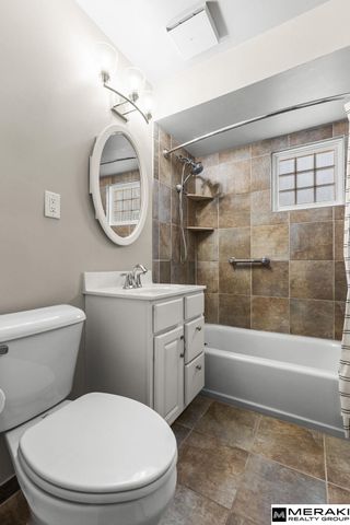 8335 California Street, Omaha, NE 68114