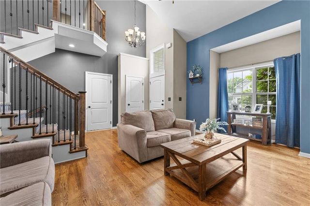 115 E Maple Street, Lone Jack, MO 64070