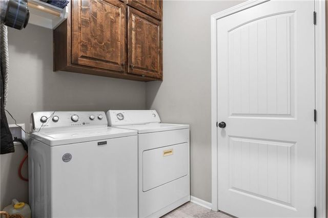 115 E Maple Street, Lone Jack, MO 64070