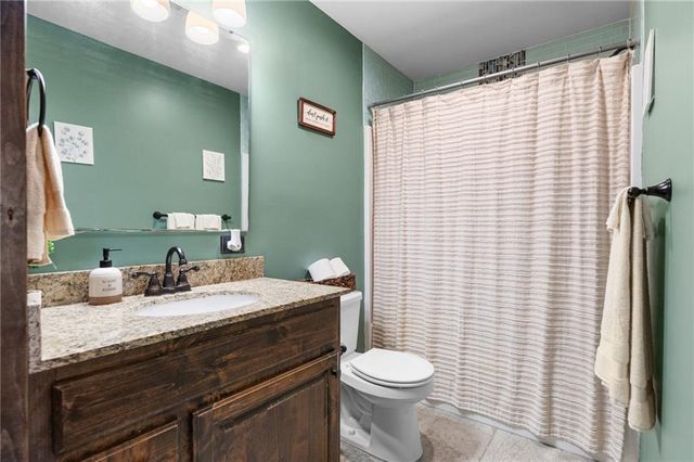 115 E Maple Street, Lone Jack, MO 64070
