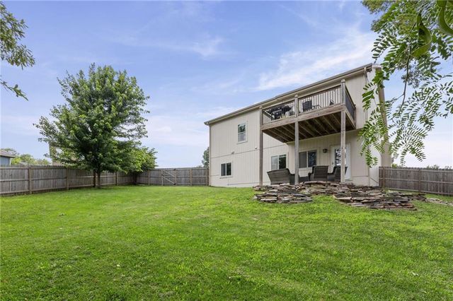 115 E Maple Street, Lone Jack, MO 64070