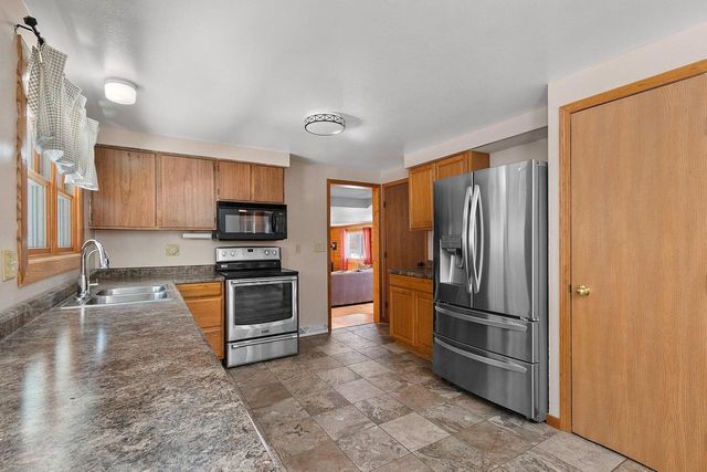 13725 Jambo Creek ROAD, Mishicot, WI 54228