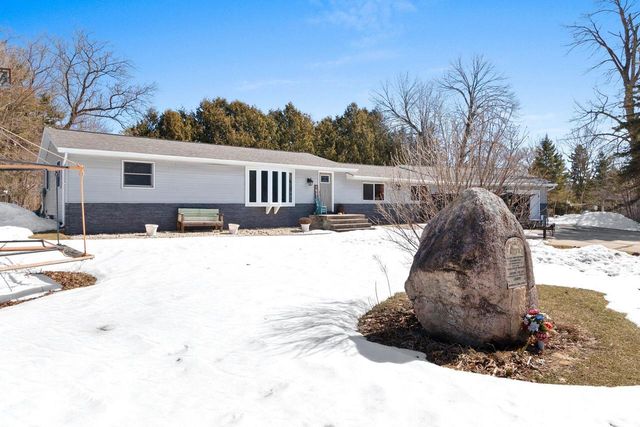 13725 Jambo Creek ROAD, Mishicot, WI 54228