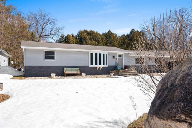 13725 Jambo Creek ROAD, Mishicot, WI 54228