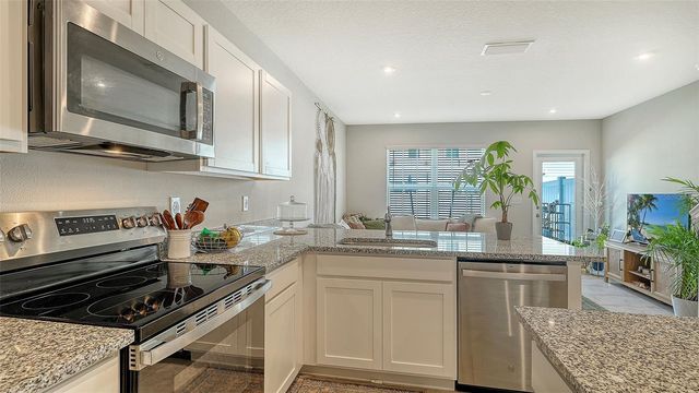 14147 CRIMSON AVENUE, Bradenton, FL 34211