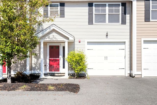 75 Deerwood Dr Unit B, Nashua, NH 03063