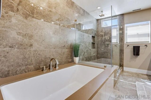 32326 Cahuka Ct, Pauma Valley, CA 92061