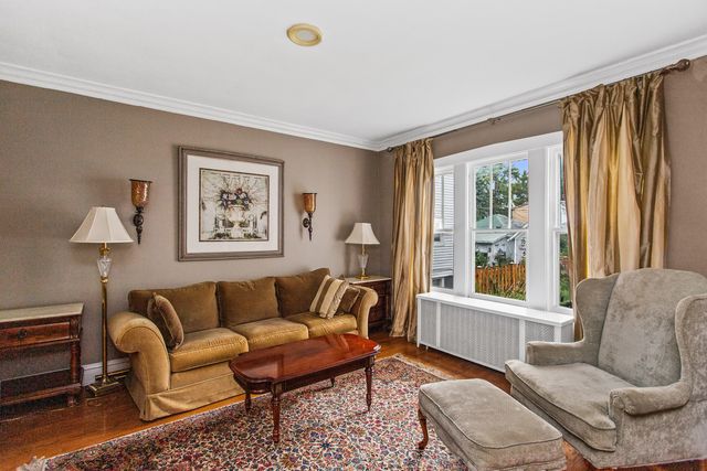 7415 Dixon Street, Forest Park, IL 60130