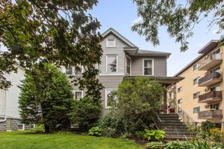 7415 Dixon Street, Forest Park, IL 60130