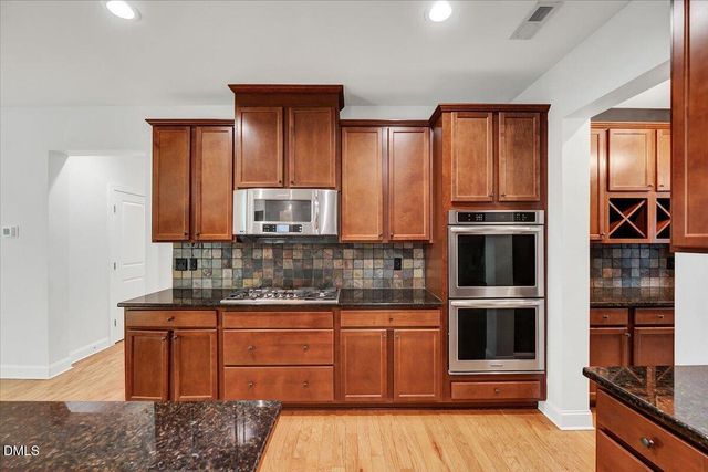 409 Rolling Meadows Lane, Chapel Hill, NC 27517