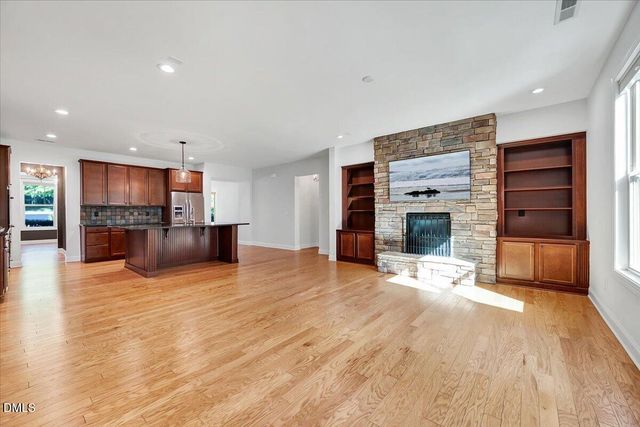 409 Rolling Meadows Lane, Chapel Hill, NC 27517