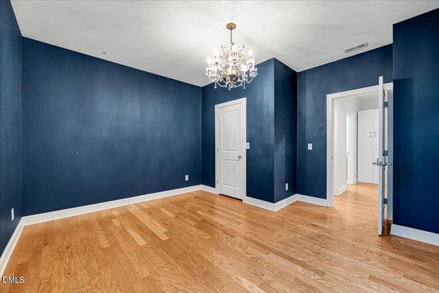 409 Rolling Meadows Lane, Chapel Hill, NC 27517
