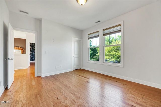 409 Rolling Meadows Lane, Chapel Hill, NC 27517