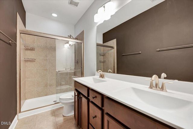 409 Rolling Meadows Lane, Chapel Hill, NC 27517