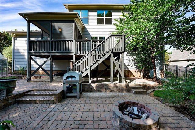 409 Rolling Meadows Lane, Chapel Hill, NC 27517