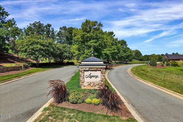 409 Rolling Meadows Lane, Chapel Hill, NC 27517