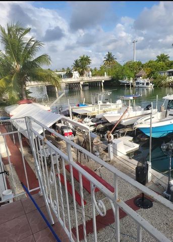 2101 Calais Dr 8, Miami Beach, FL 33141