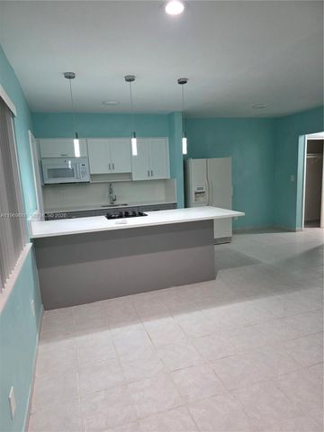 2101 Calais Dr 8, Miami Beach, FL 33141